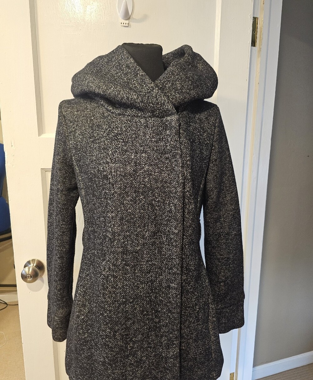 Women’s Black Heathered Double-Breasted Hooded Coat - Picture 2 of 10